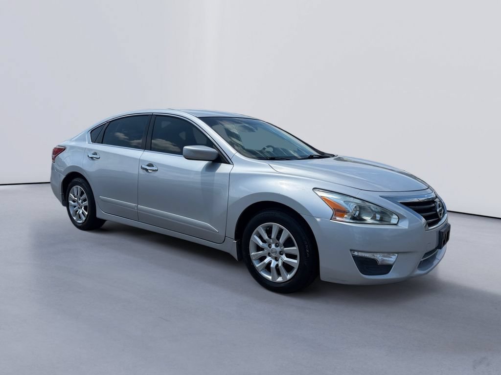 Used 2013 Nissan Altima 2.5 S FWD video 1