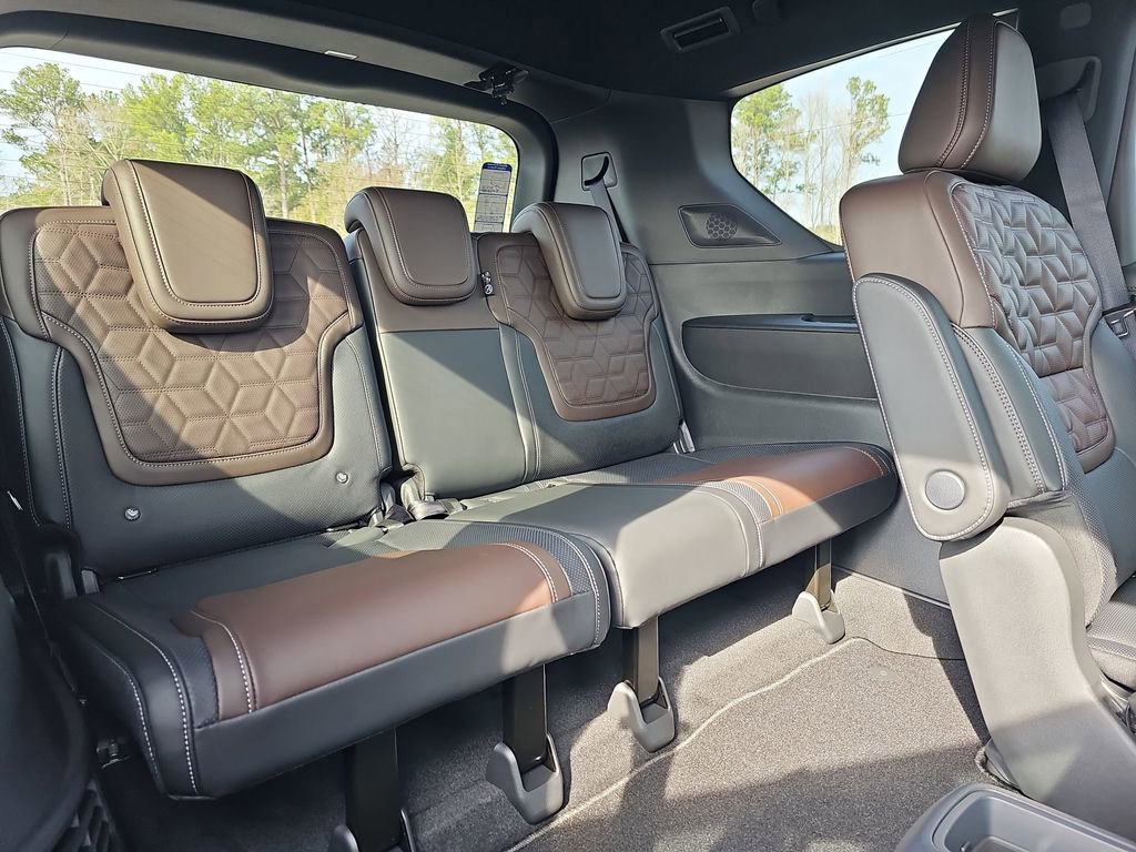 New 2026 Nissan Armada Platinum Reserve image 14