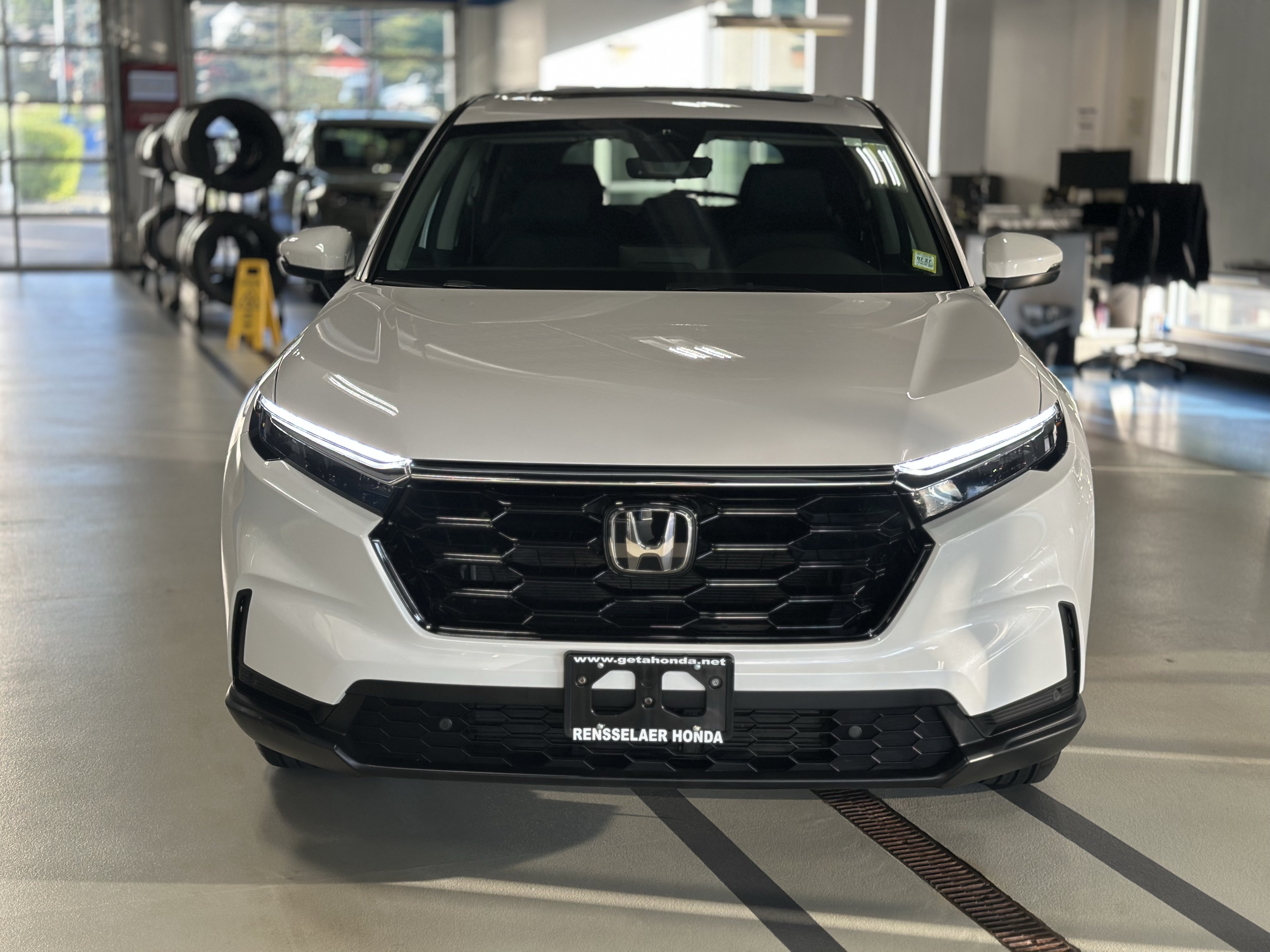 Used 2023 Honda CR-V EX-L image 3
