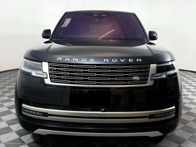 Certified 2023 Land Rover Range Rover SE image 11