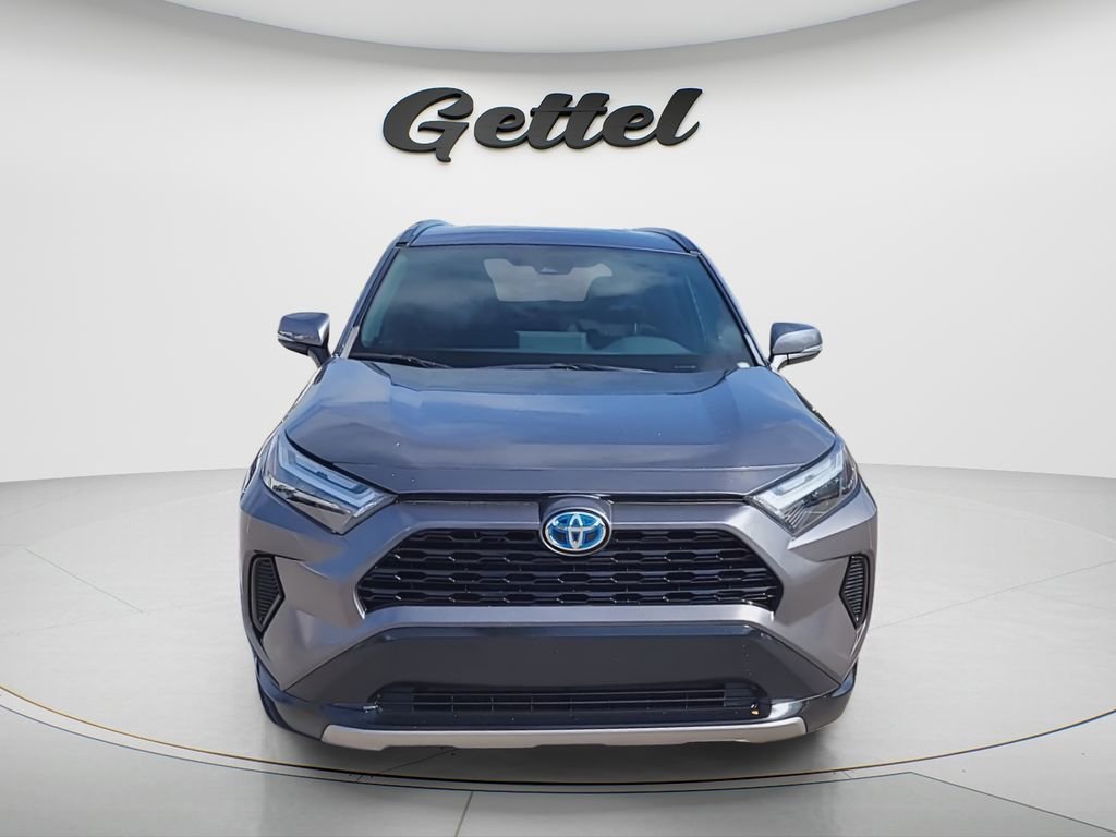 Certified 2022 Toyota RAV4 SE w/ SE Grade Weather Package AWD/4WD image 15