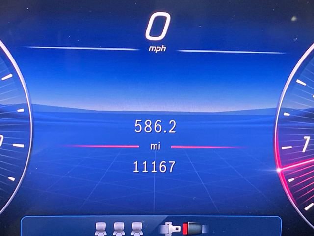 Used 2025 Mercedes-Benz C 300 4MATIC Sedan image 20