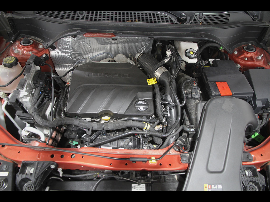 Certified 2024 Chevrolet Trax RS FWD image 20
