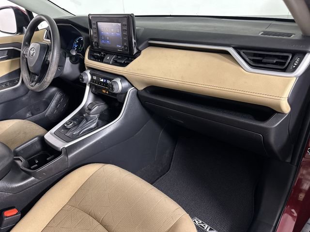 Used 2022 Toyota RAV4 XLE w/ Convenience Package image 30