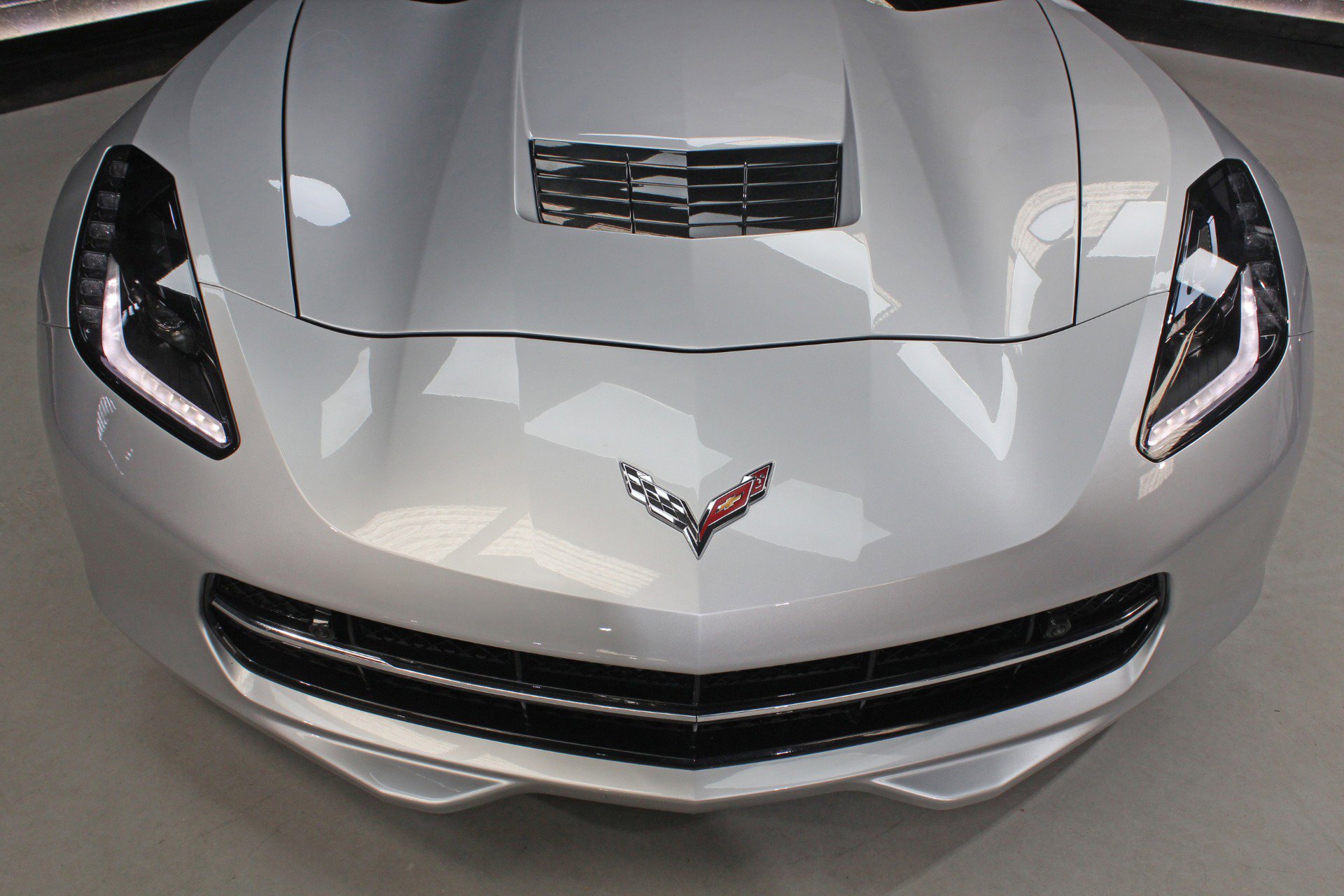 Used 2016 Chevrolet Corvette Stingray Coupe w/ 2LT Preferred Equipment Group RWD image 9