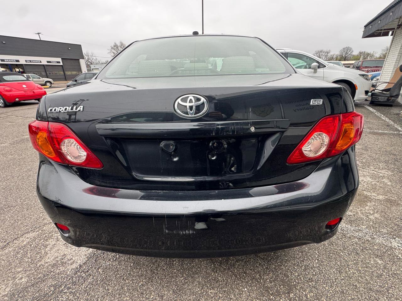 Used 2010 Toyota Corolla LE image 5