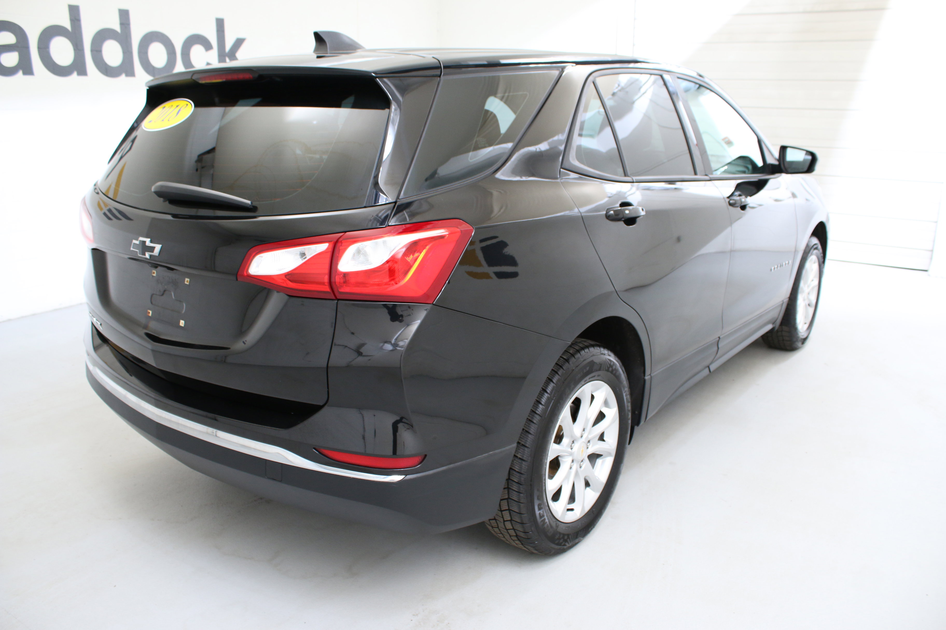Used 2018 Chevrolet Equinox LS FWD image 9