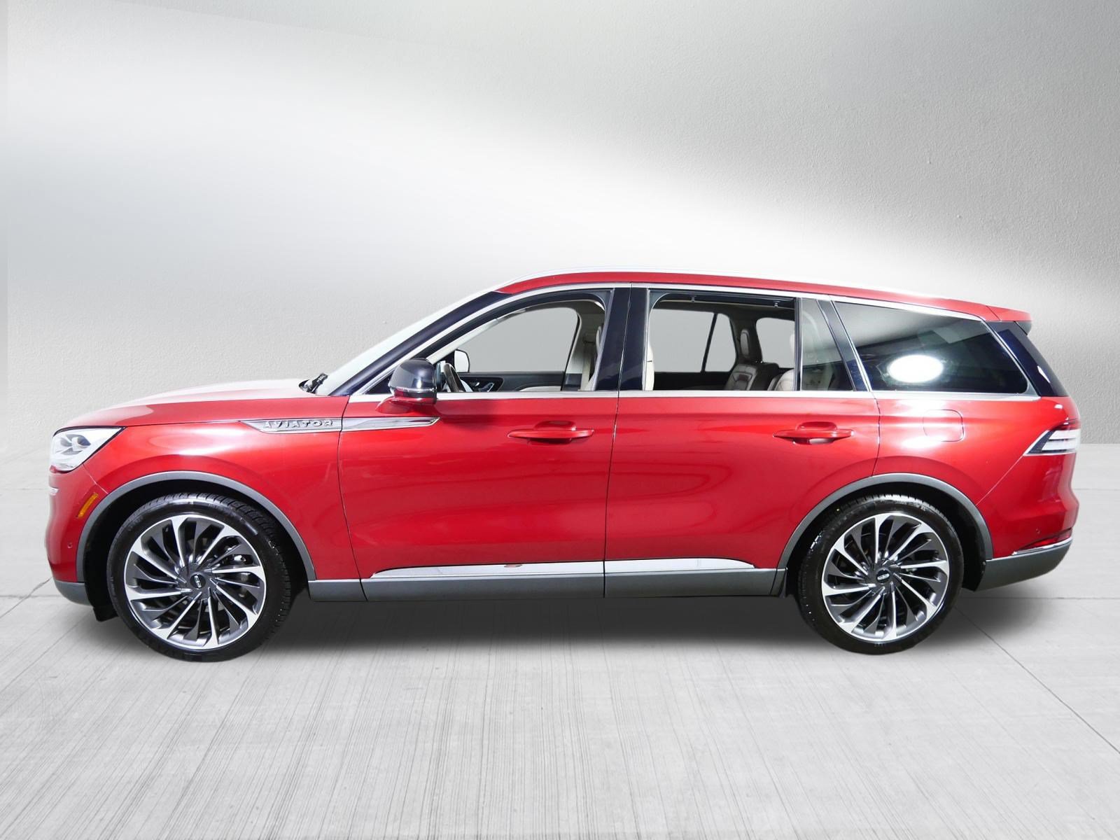 Used 2020 Lincoln Aviator Reserve w/ Equipment Group 202A AWD/4WD image 4