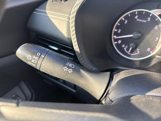 Used 2024 Nissan Sentra SV image 38