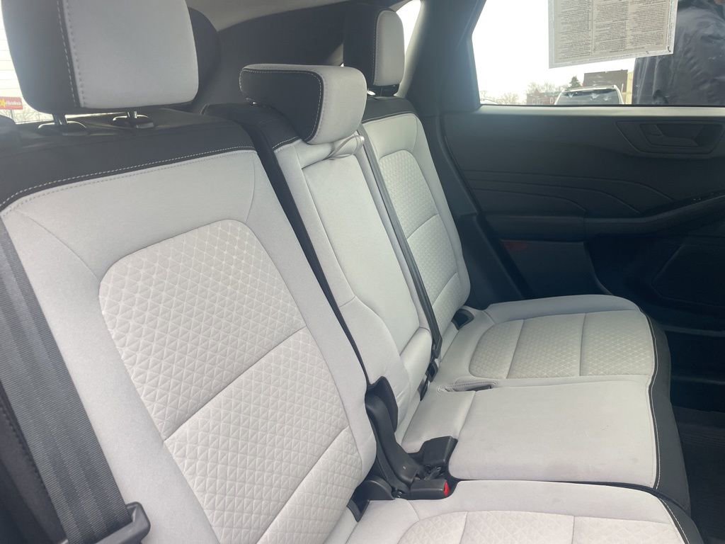 Used 2024 Ford Escape Active image 36