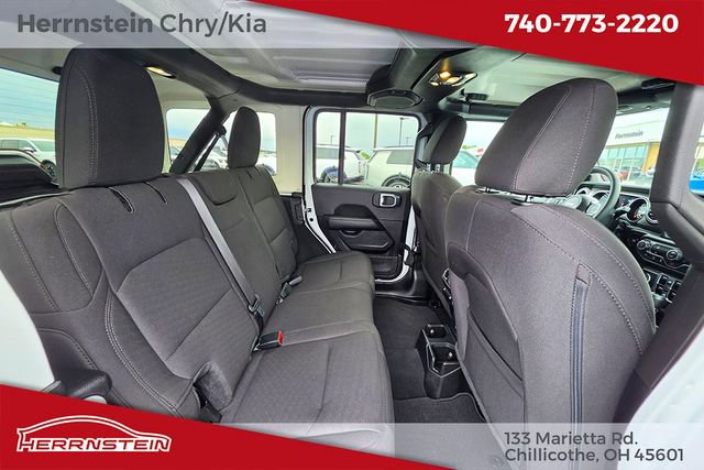 Used 2023 Jeep Wrangler Unlimited Sahara AWD/4WD image 27