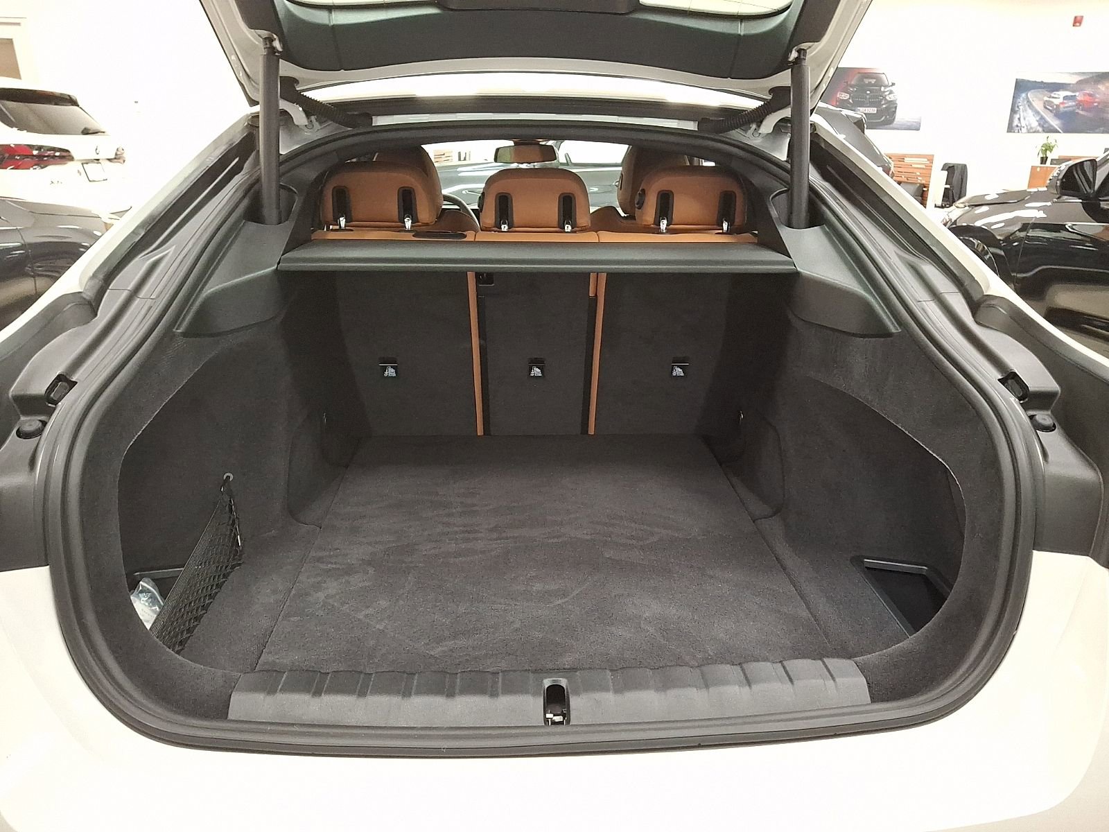 Used 2025 BMW i4 xDrive40i w/ Premium Package image 26