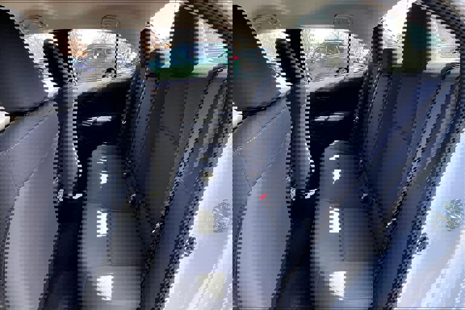 Used 2023 Toyota Corolla LE image 19