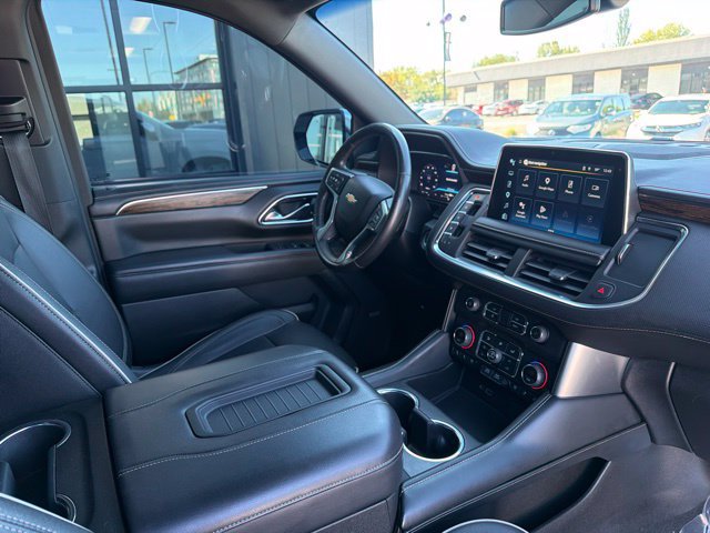 Used 2022 Chevrolet Suburban Premier AWD/4WD image 13