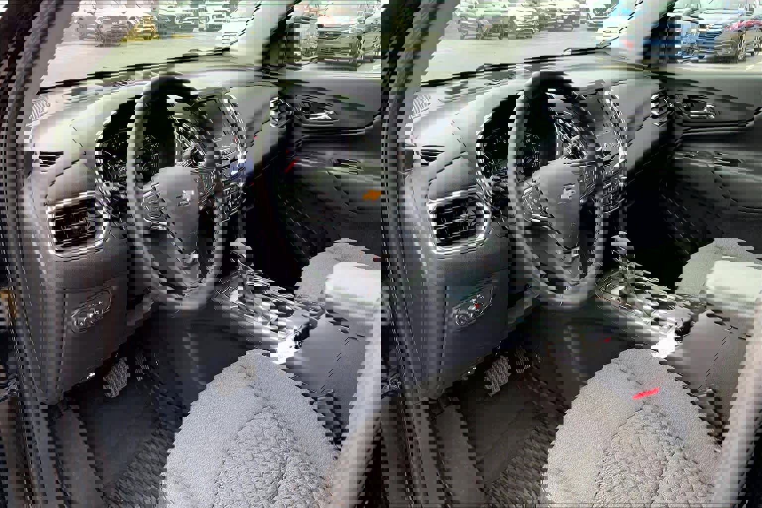 Used 2024 Chevrolet Equinox LT image 18