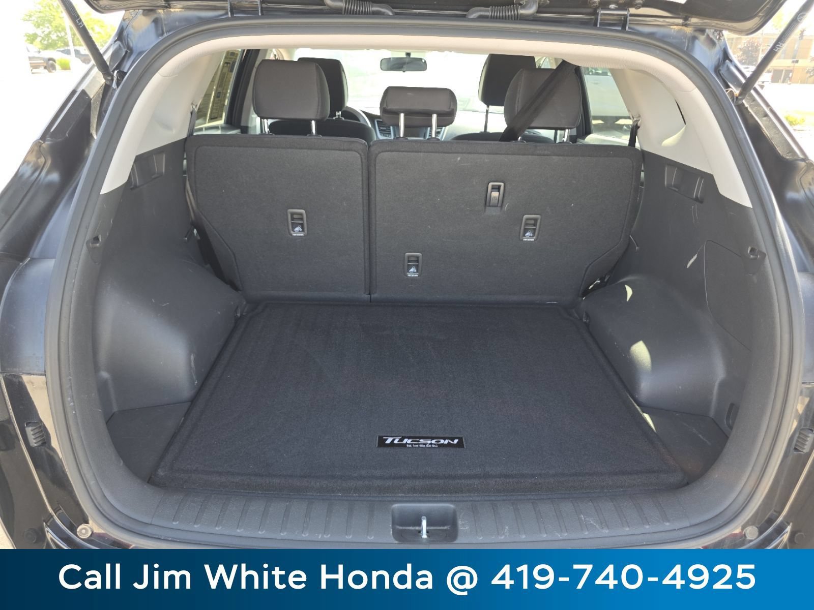 Used 2018 Hyundai Tucson SE w/ Cargo Package FWD image 17