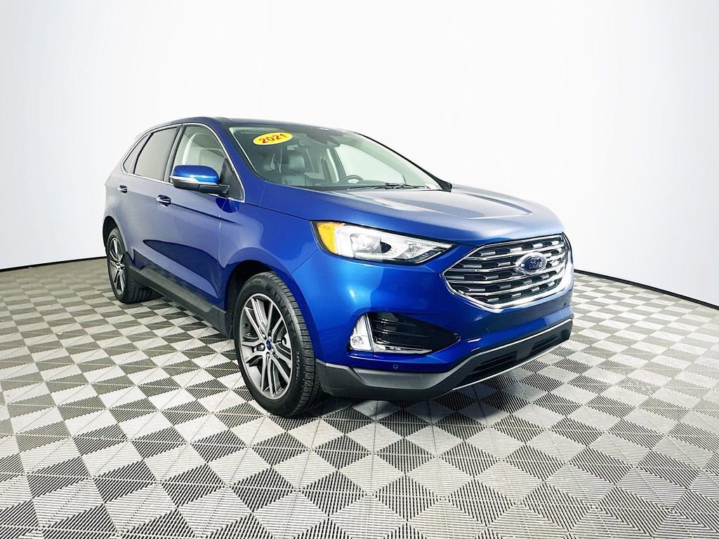 Used 2021 Ford Edge Titanium image 3