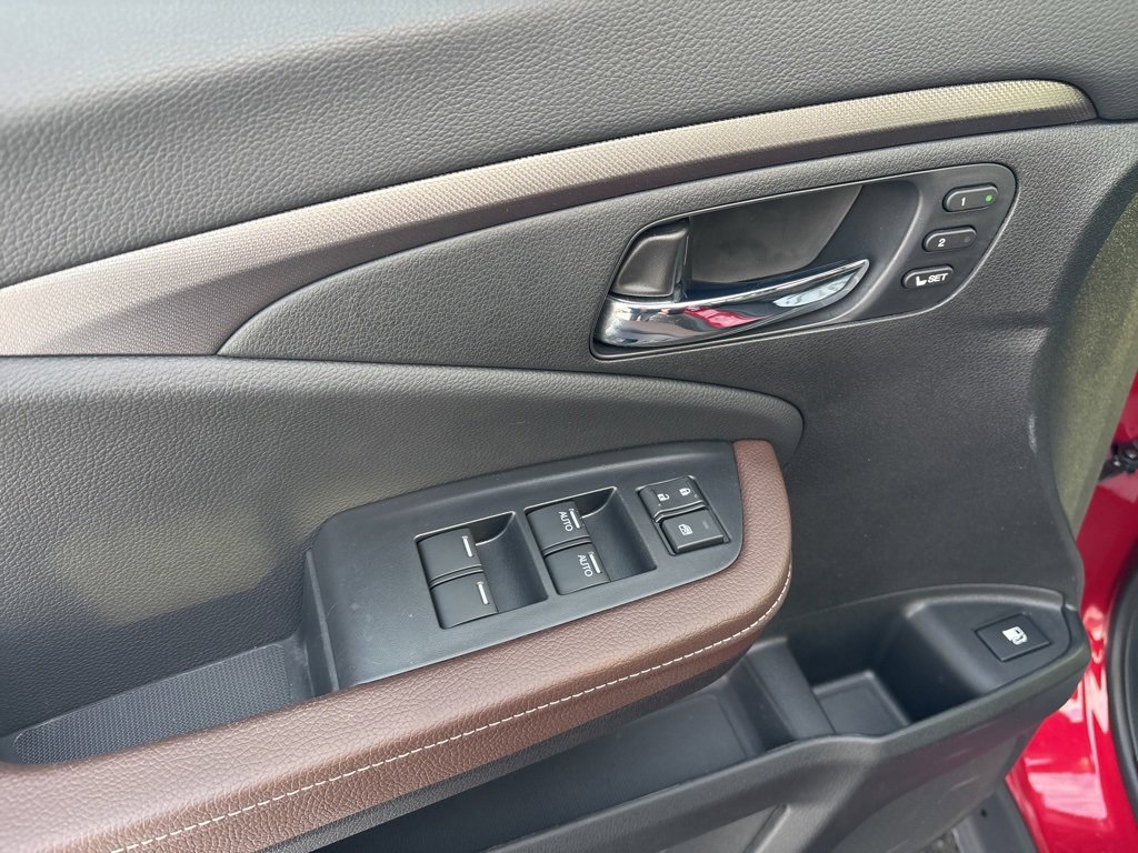 Used 2025 Honda Ridgeline RTL image 19