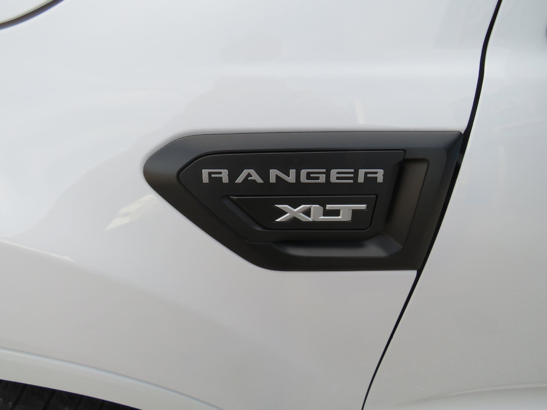 Used 2023 Ford Ranger XLT w/ FX4 Off-Road Package image 3