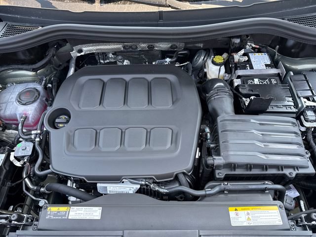New 2026 Volkswagen Tiguan SE R-Line AWD/4WD image 30