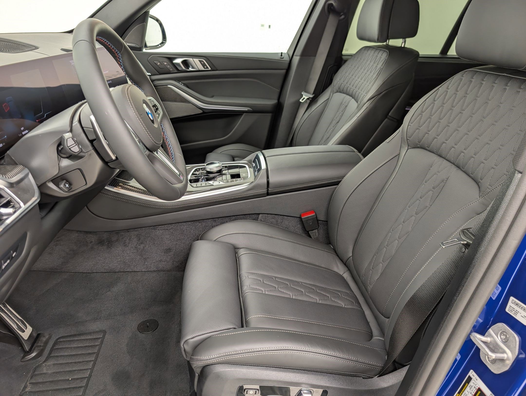 New 2026 BMW X5 M60i image 5