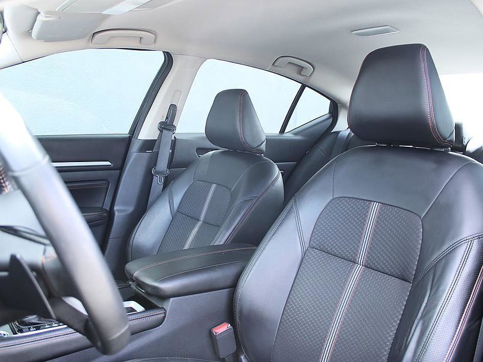 Used 2023 Nissan Altima 2.5 SR FWD image 10
