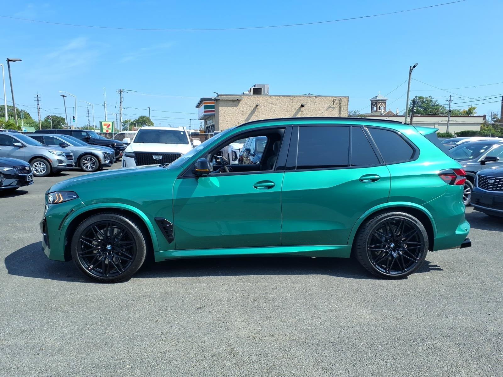 Used 2024 BMW X5 M Competition w/ Executive Package AWD/4WD image 8