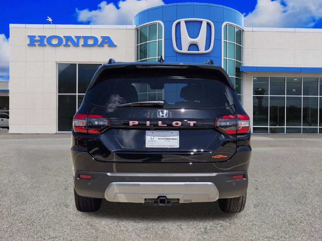 New 2026 Honda Pilot TrailSport image 4