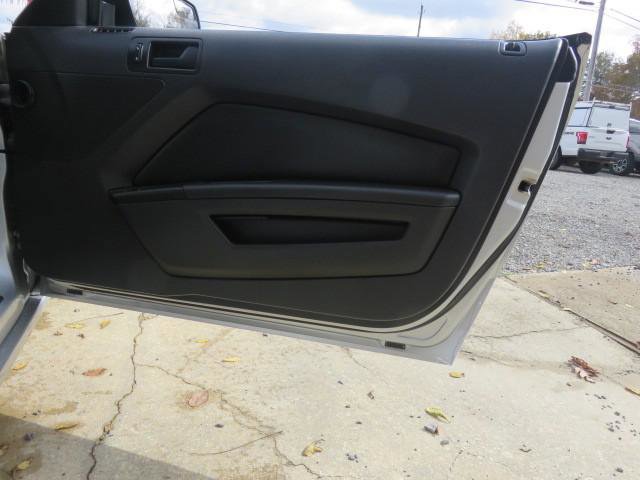 Used 2014 Ford Mustang Coupe image 16