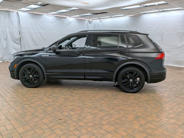 Used 2022 Volkswagen Tiguan SE R-Line image 4