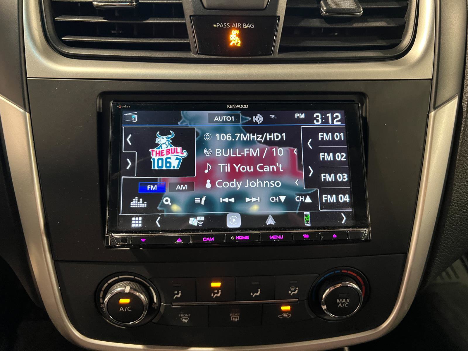 Used 2017 Nissan Altima 2.5 SR w/ LED Appearance Package image 17