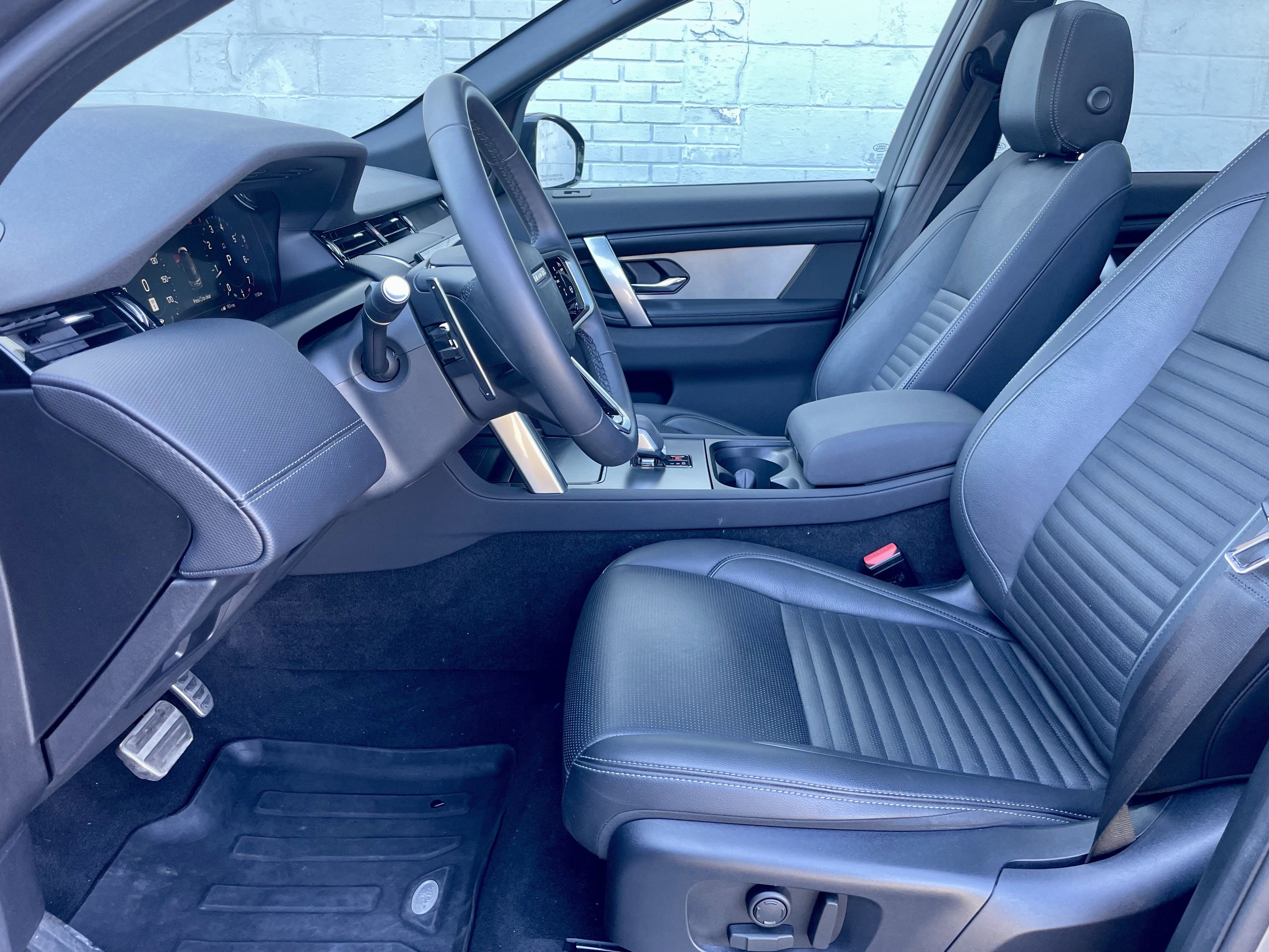 Certified 2024 Land Rover Discovery Sport Dynamic SE image 14