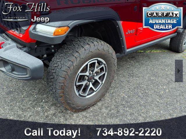 Certified 2025 Jeep Wrangler Unlimited Rubicon w/ Convenience Group AWD/4WD image 5