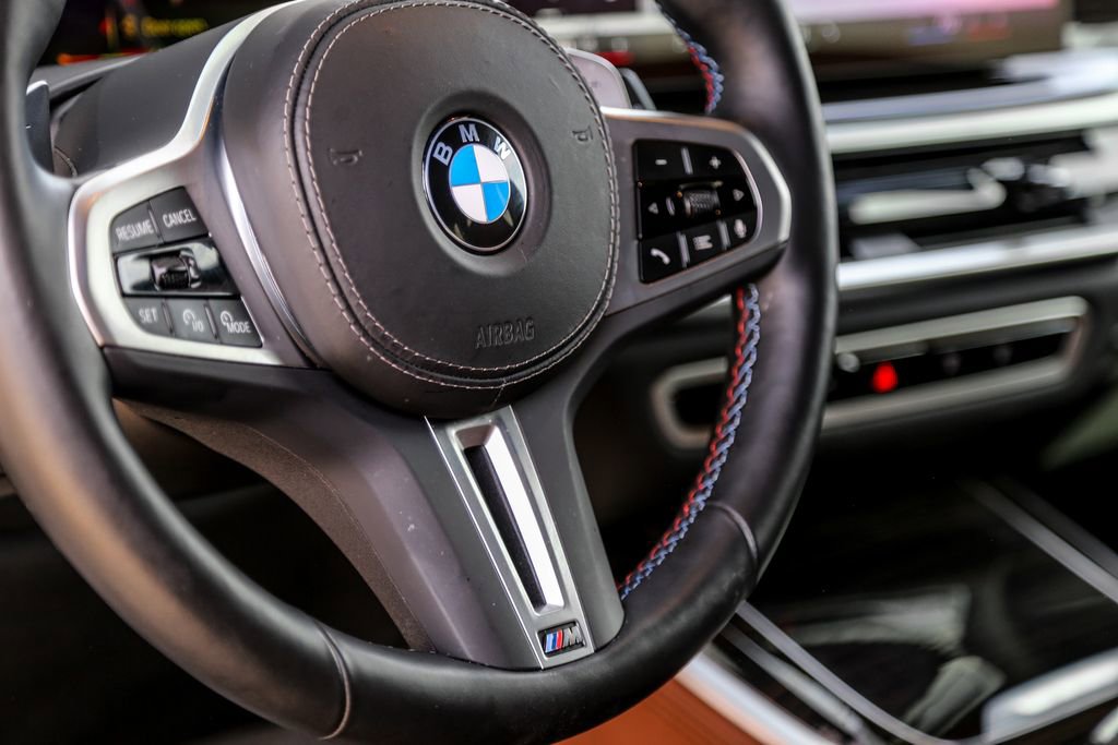 Used 2025 BMW X5 M60i w/ Executive Package image 14