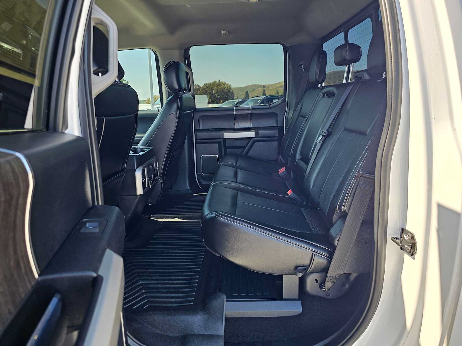 Used 2021 Ford F250 Lariat w/ Lariat Value Package AWD/4WD image 16