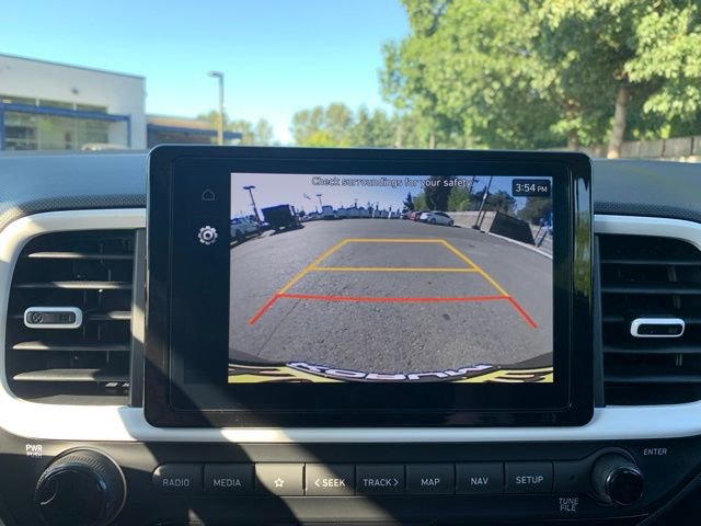 New 2025 Hyundai Venue Limited image 16