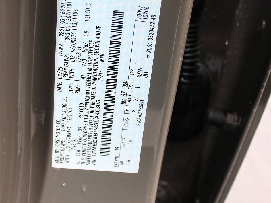 Used 2025 Ford Bronco Badlands image 30