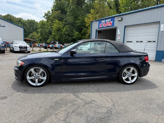 Used 2009 BMW 135i Convertible RWD image 2