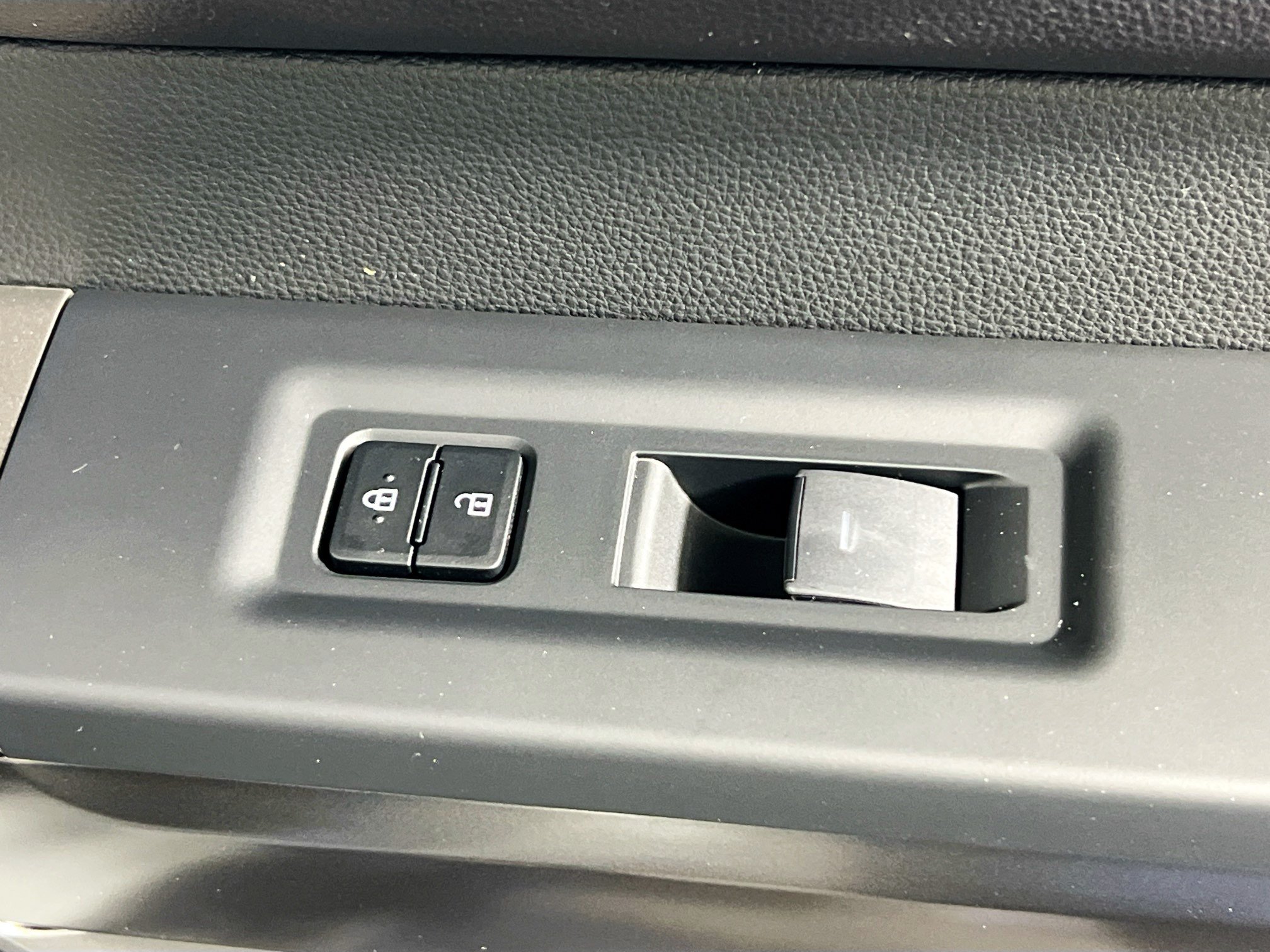 New 2026 Toyota Tundra SR5 AWD/4WD image 32