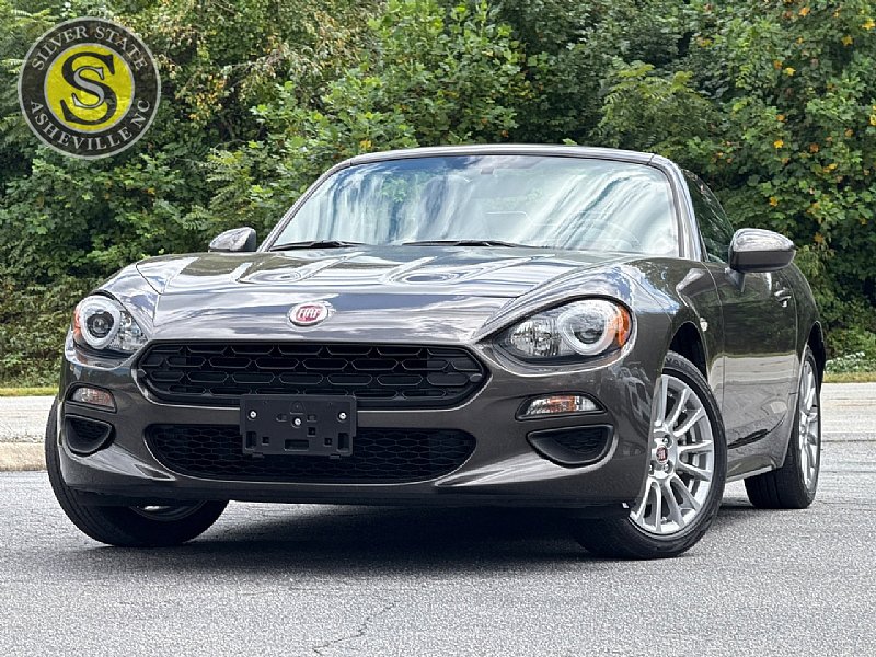 Used 2017 FIAT 124 Spider Classica image 1