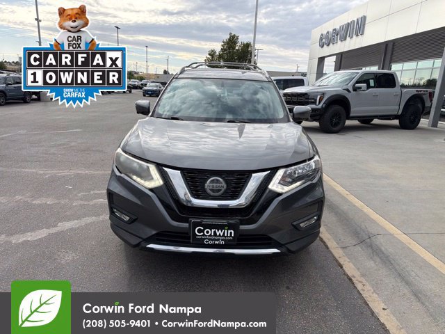 Used 2018 Nissan Rogue SV w/ Premium Package AWD/4WD image 2