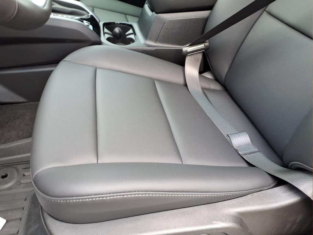 New 2026 Chevrolet Colorado LT w/ LT Convenience Package RWD image 16