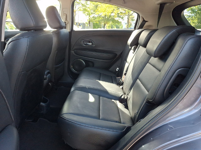 Used 2018 Honda HR-V EX-L image 8