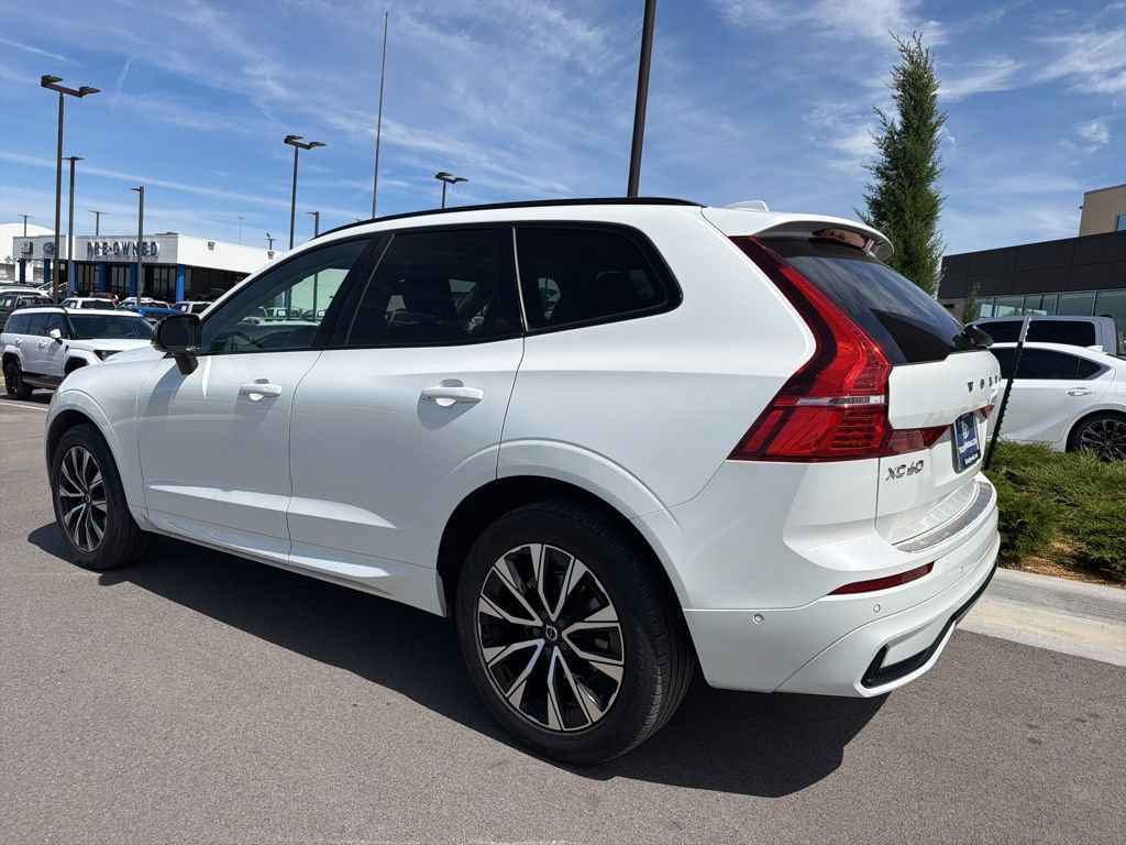 Used 2024 Volvo XC60 B5 Plus w/ Protection Package Premier AWD/4WD image 5