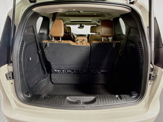 Used 2017 Chrysler Pacifica Limited FWD image 29