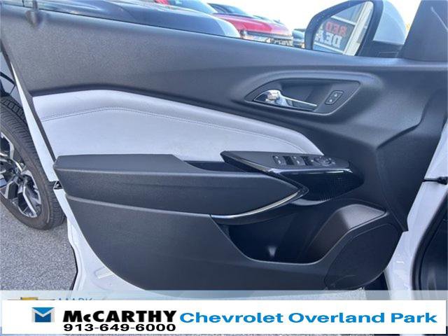 New 2026 Chevrolet Trax LT w/ LT Convenience Package image 15