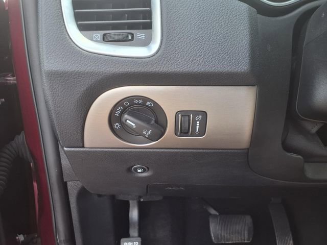 Used 2020 Dodge Durango SXT AWD/4WD image 12