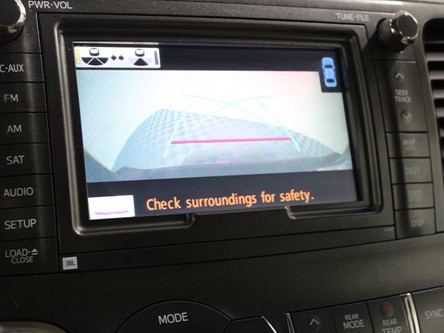 Used 2013 Toyota Sienna Limited w/ Premium Pkg FWD image 16