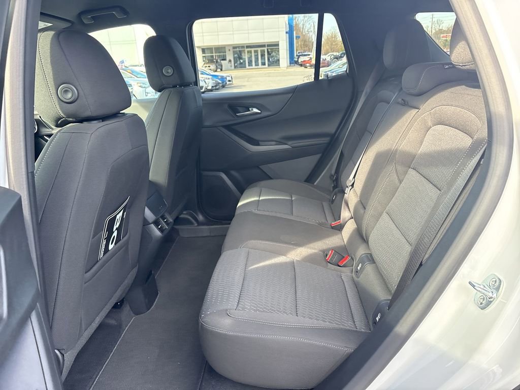 New 2026 Chevrolet Equinox LT image 25