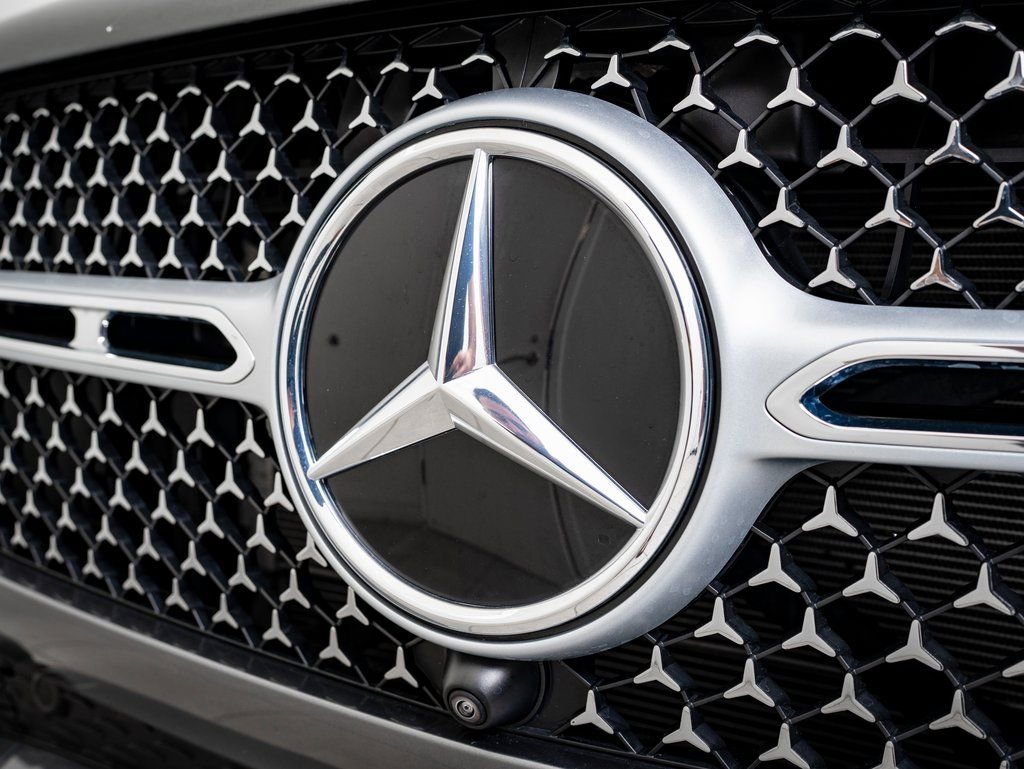 Certified 2024 Mercedes-Benz GLE 350 4MATIC image 3